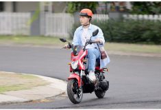 Sạc xe máy điện Xmen bao nhiêu tiếng thì đầy?